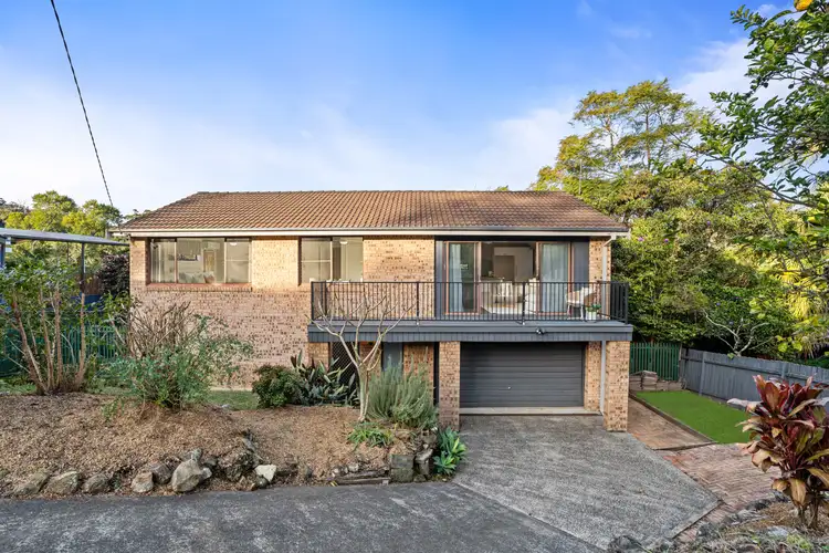 5 Rugby Close, Wyoming NSW 2250