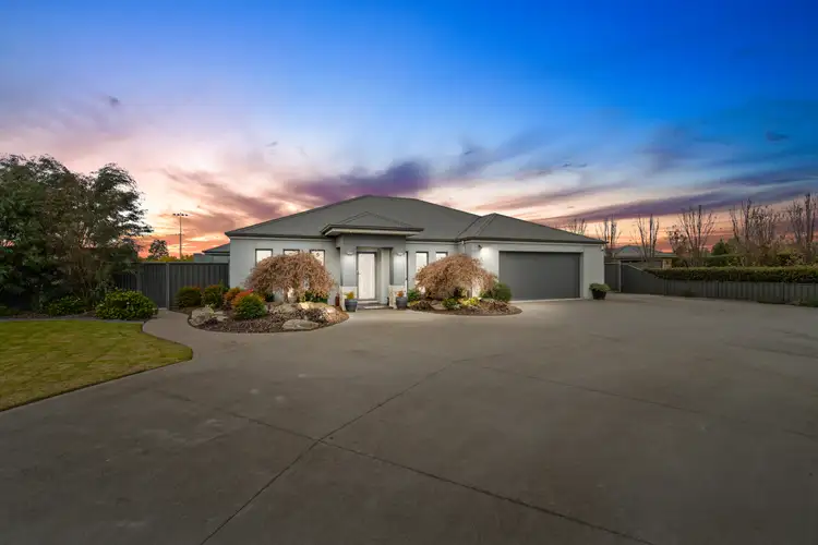 9 Millicent Court, Sale VIC 3850