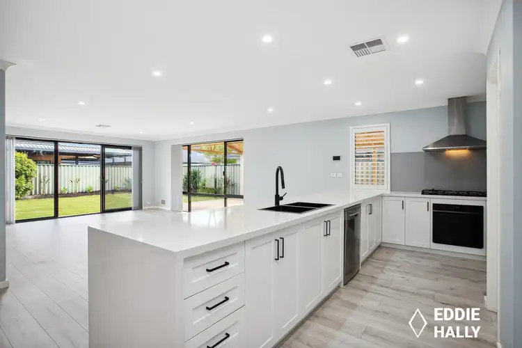 Fifth view of Homely house listing, 4 Grampian Crescent, Aubin Grove WA 6164