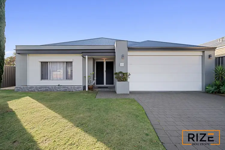 17 Mayali Bend, Banksia Grove WA 6031