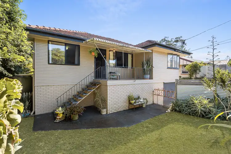 4 Glendavis Street, Brighton QLD 4017