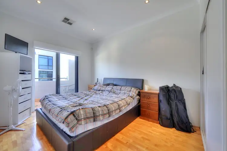 Fourth view of Homely apartment listing, 3A/305 William Street, Northbridge WA 6003