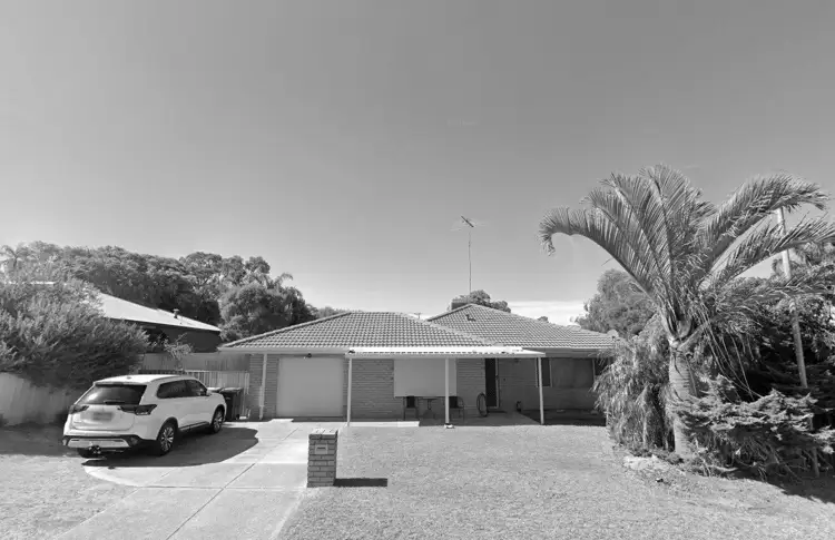 8 Corrigin Heights, Parmelia WA 6167