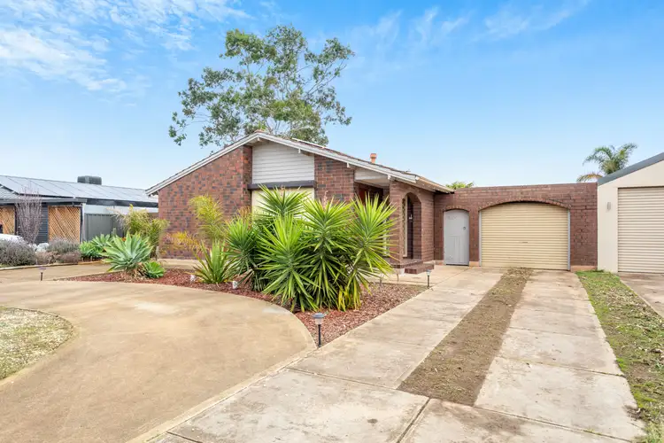 17 Kestel Crescent, North Haven SA 5018
