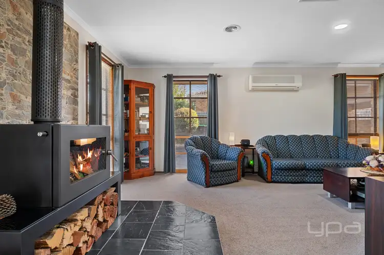 Fifth view of Homely house listing, 8 Barar Court, Kurunjang VIC 3337