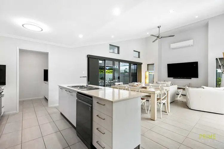 Fifth view of Homely house listing, 2 Eli Court, Kawungan QLD 4655
