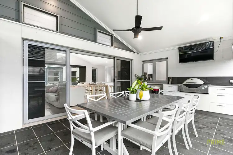 Sixth view of Homely house listing, 2 Eli Court, Kawungan QLD 4655