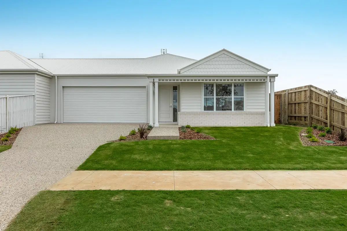 Main view of Homely unit listing, 2/2 Cycle Way, Kearneys Spring QLD 4350