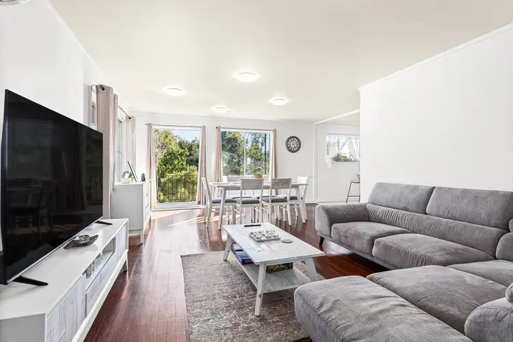 12 Agnes Street, The Range QLD 4700