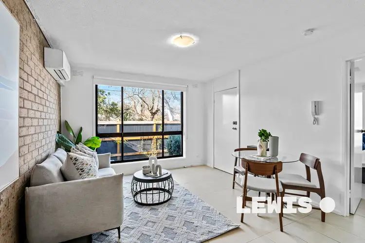 1/9 The Grove, Coburg VIC 3058