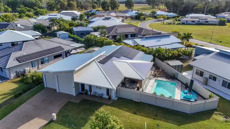 18 Barramundi Drive, Burrum Heads QLD 4659