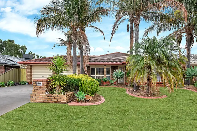 12 Mike Place, Salisbury Downs SA 5108