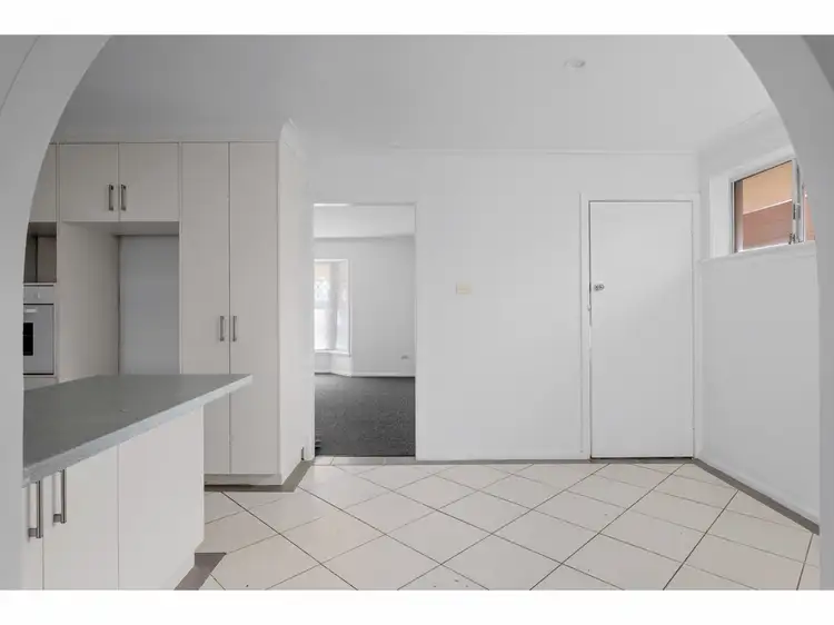 Fifth view of Homely house listing, 358 Parkland Crescent, Lavington NSW 2641