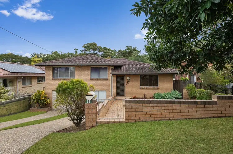 39 Ben Street, Chermside West QLD 4032