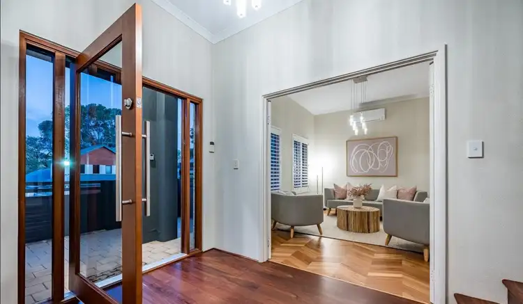 Fifth view of Homely house listing, 1/14 Greenshank, Joondalup WA 6027