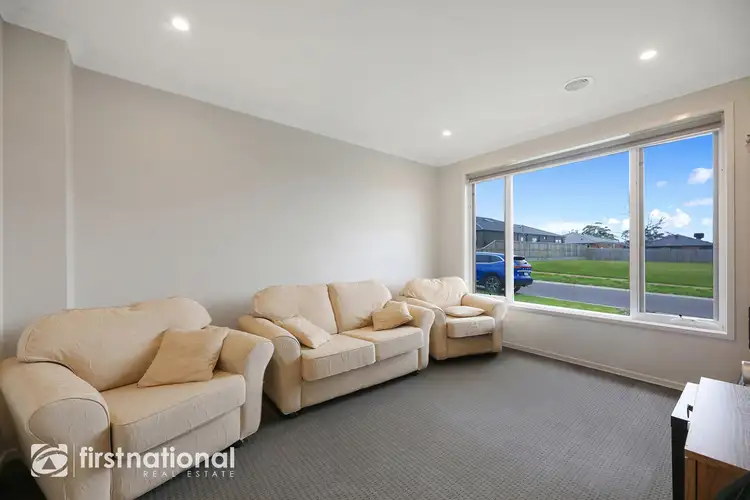 Sixth view of Homely house listing, 8 Kurrajong Road, Warragul VIC 3820