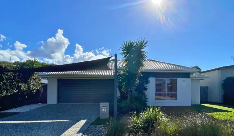 33 Sapphire Street, Caloundra West QLD 4551
