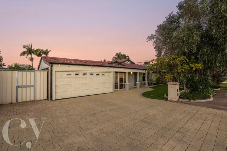 8 Marie Court, Atwell WA 6164