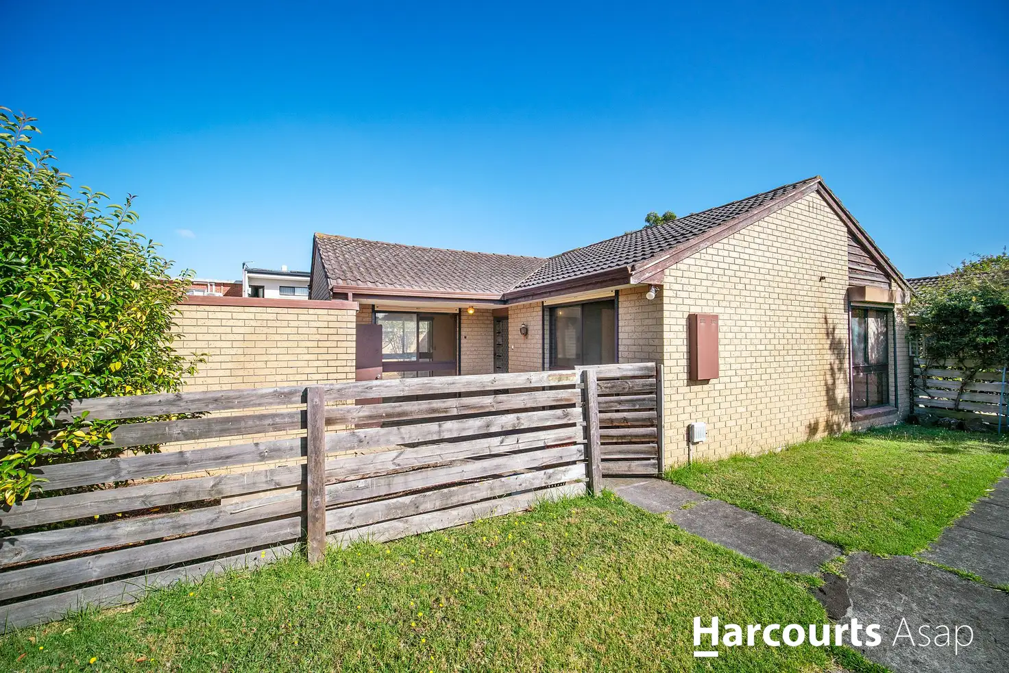 Main view of Homely unit listing, 2/1389 Heatherton Road, Dandenong VIC 3175