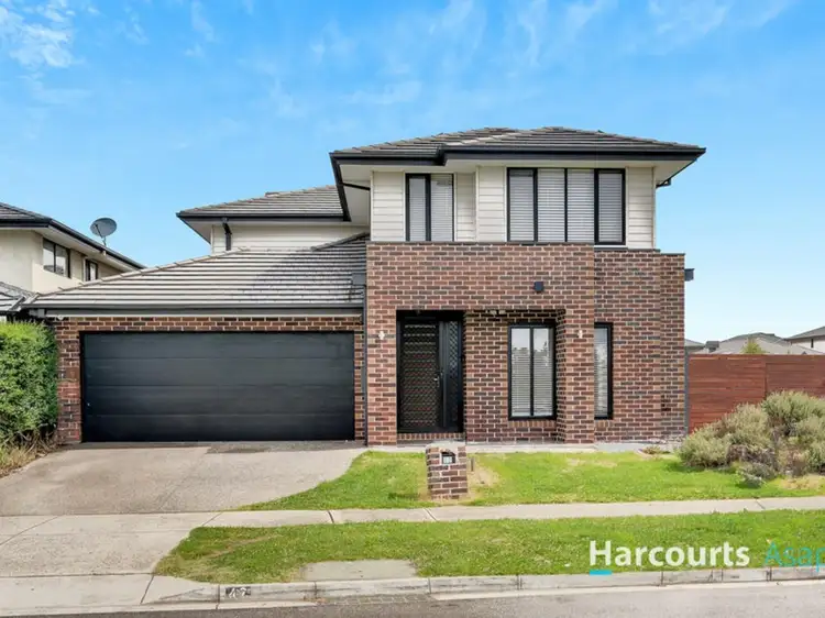 42 Karawarra Circuit, Cranbourne North VIC 3977