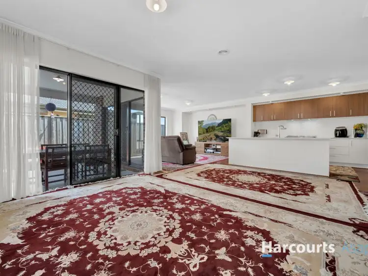 Fourth view of Homely house listing, 42 Karawarra Circuit, Cranbourne North VIC 3977