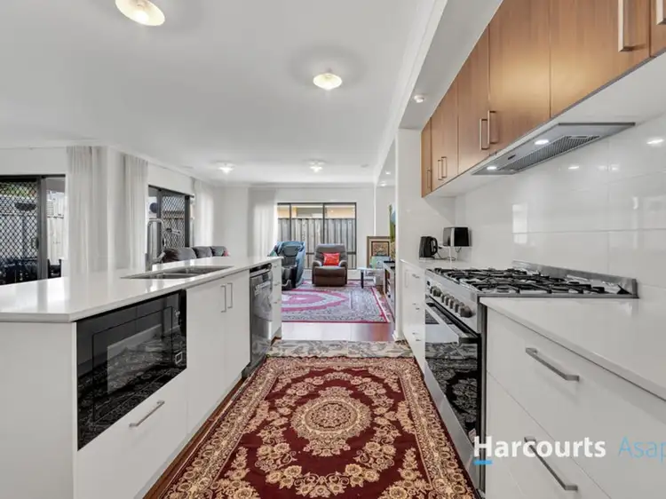 Sixth view of Homely house listing, 42 Karawarra Circuit, Cranbourne North VIC 3977