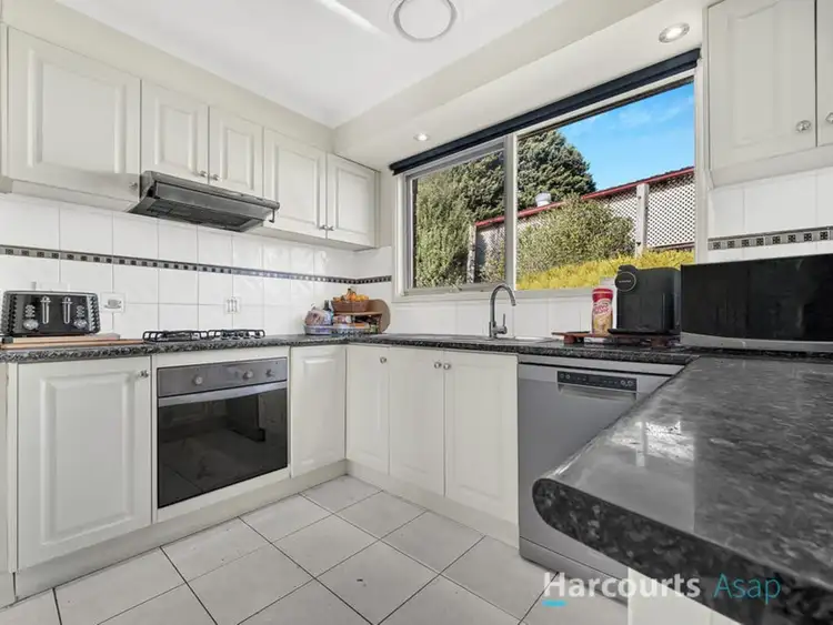 Sixth view of Homely house listing, 4 Cavendish Court, Endeavour Hills VIC 3802