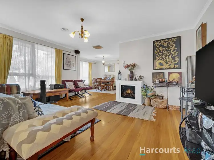 Sixth view of Homely house listing, 1 Dealbata Avenue, Endeavour Hills VIC 3802