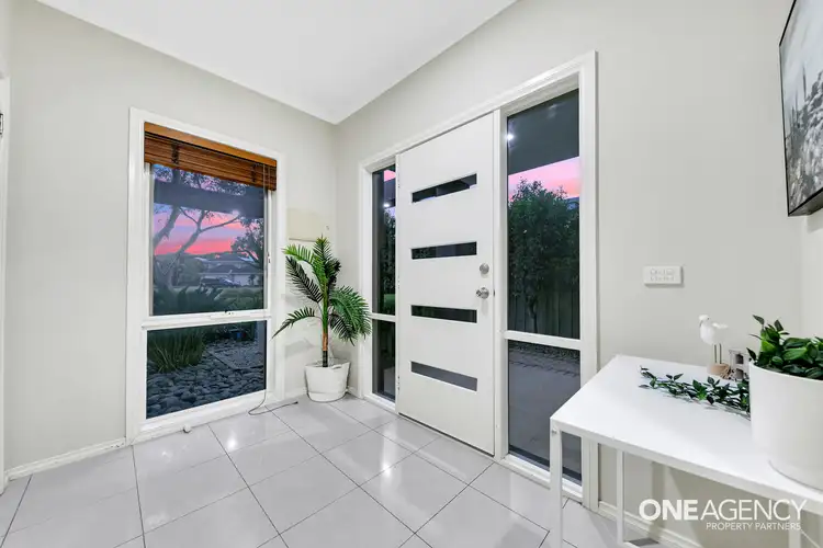 Sixth view of Homely house listing, 28 Scenic Drive, Sanctuary Lakes VIC 3030