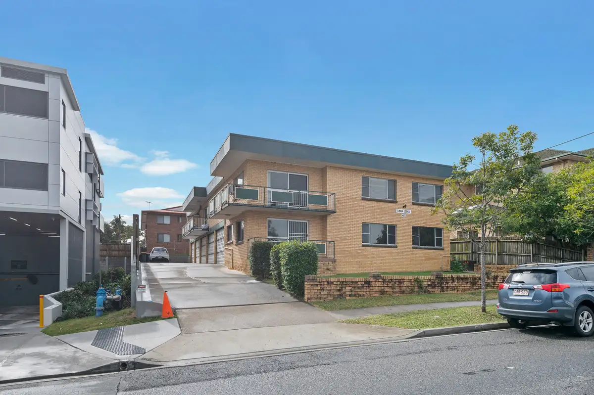 Main view of Homely unit listing, 2/417 Rode Road, Chermside QLD 4032