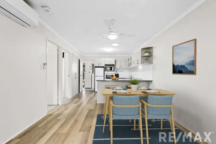 Fifth view of Homely semi-detached listing, 2/10 Hayworth Street, Point Vernon QLD 4655
