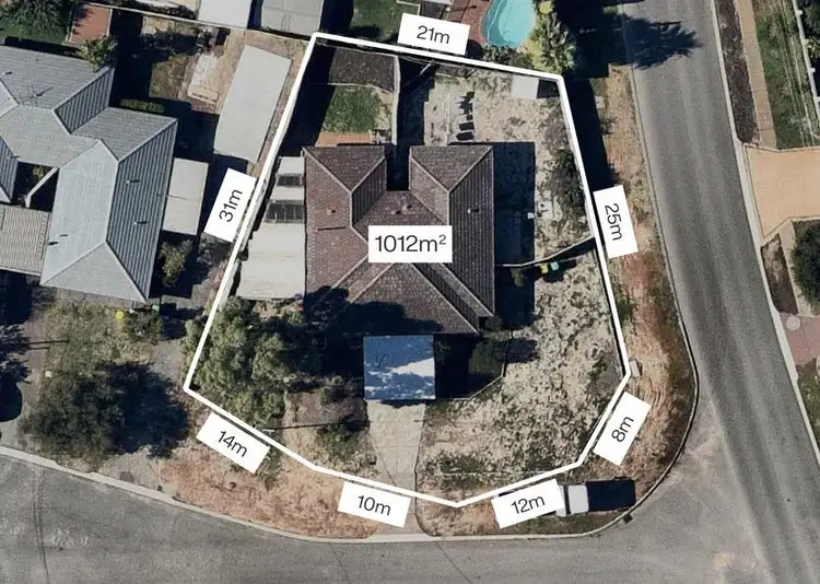 2A & 2B Conroy Place, Hillarys WA 6025