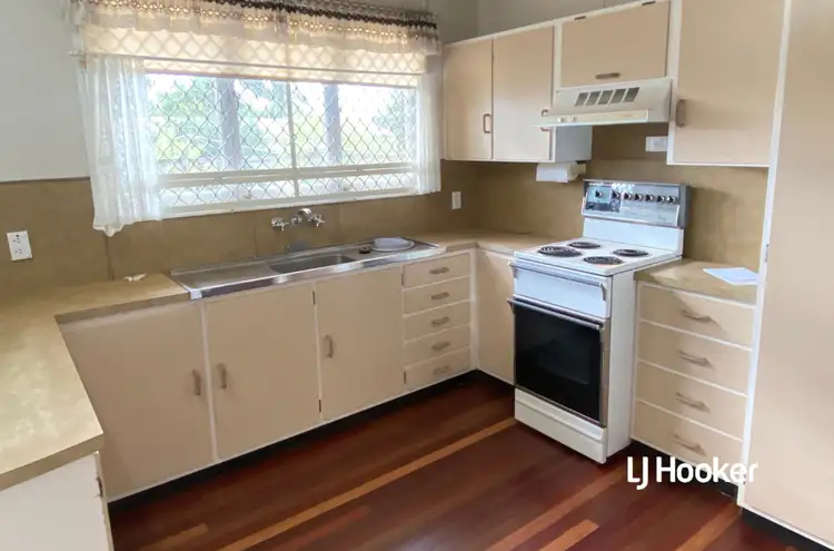 Fifth view of Homely house listing, 10 Gibson Street, Avenell Heights QLD 4670