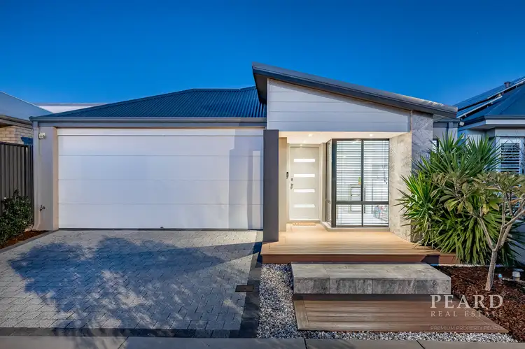 19 Midsummer Avenue, Jindalee WA 6036