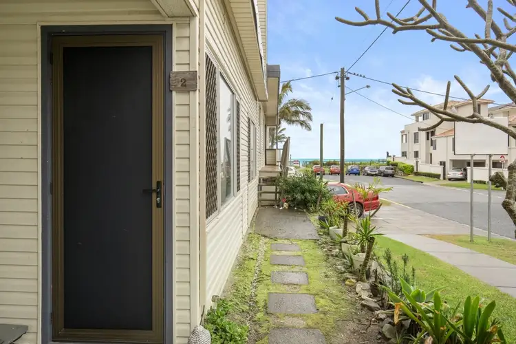 2/1131 Gold Coast Highway, Palm Beach QLD 4221