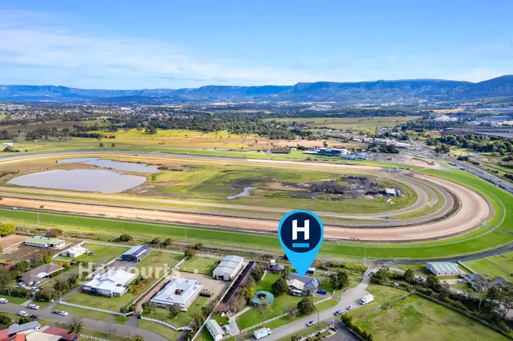 Main view of Homely house listing, 5 Kingston Town Drive, Kembla Grange NSW 2526