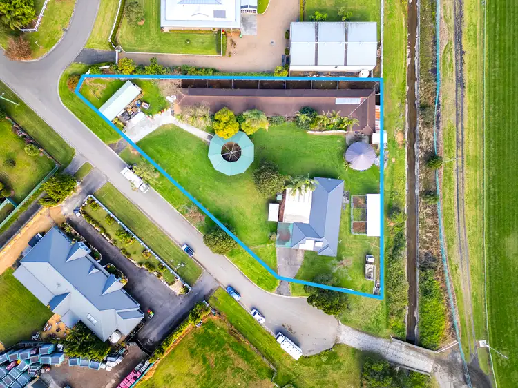 Second view of Homely house listing, 5 Kingston Town Drive, Kembla Grange NSW 2526