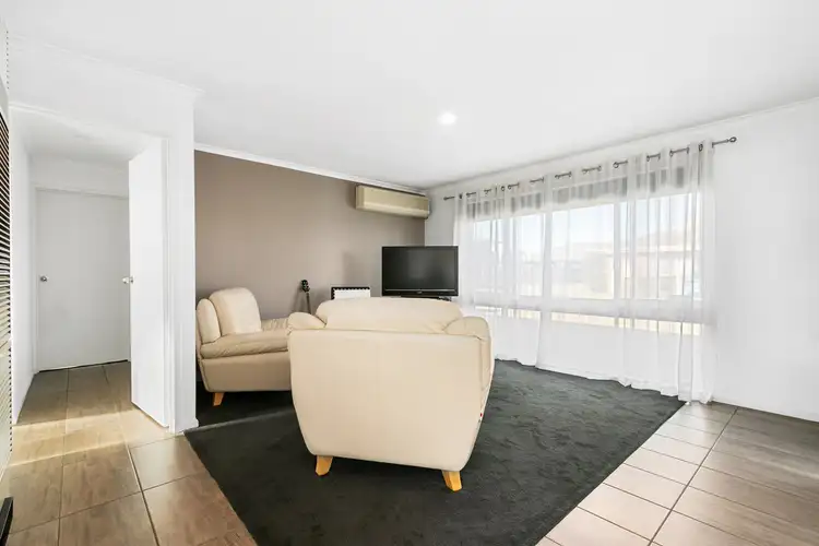 Second view of Homely unit listing, 2/204 York Street, Sale VIC 3850