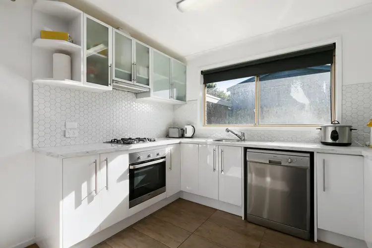 Third view of Homely unit listing, 2/204 York Street, Sale VIC 3850