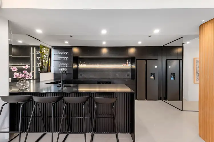 6C/11 Hanlan Street, Surfers Paradise QLD 4217