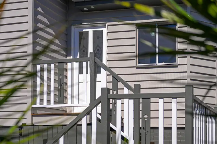 6 Duncraggon Street, South Toowoomba QLD 4350