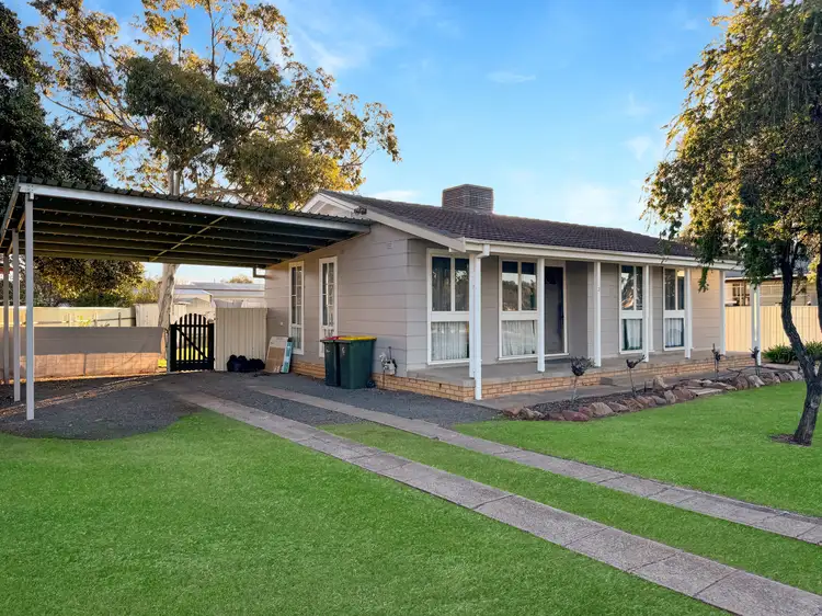 2 South Avenue, Yenda NSW 2681
