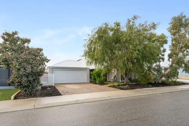 20 Plumeria Rise, Sinagra WA 6065