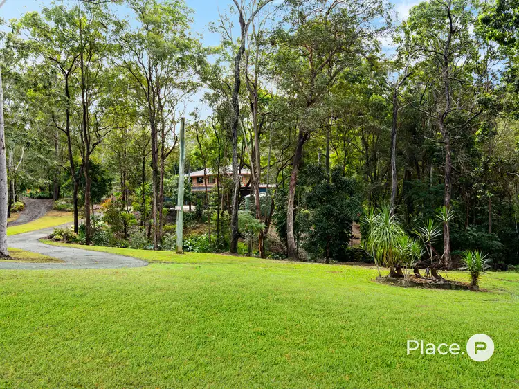 2 Eurambeen Close, Karana Downs QLD 4306