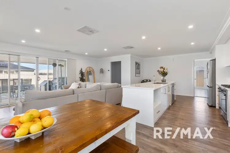 Fourth view of Homely house listing, 92 Valencia Drive, Gobbagombalin NSW 2650