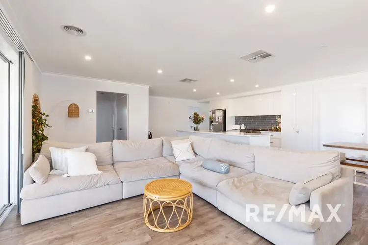 Fifth view of Homely house listing, 92 Valencia Drive, Gobbagombalin NSW 2650