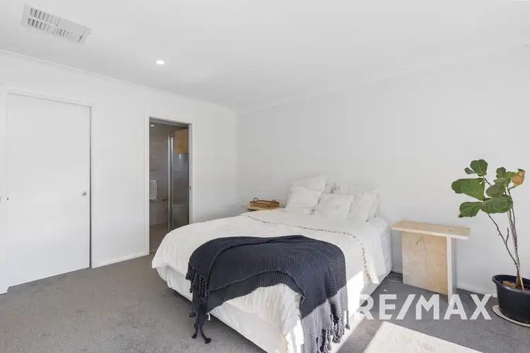Sixth view of Homely house listing, 92 Valencia Drive, Gobbagombalin NSW 2650