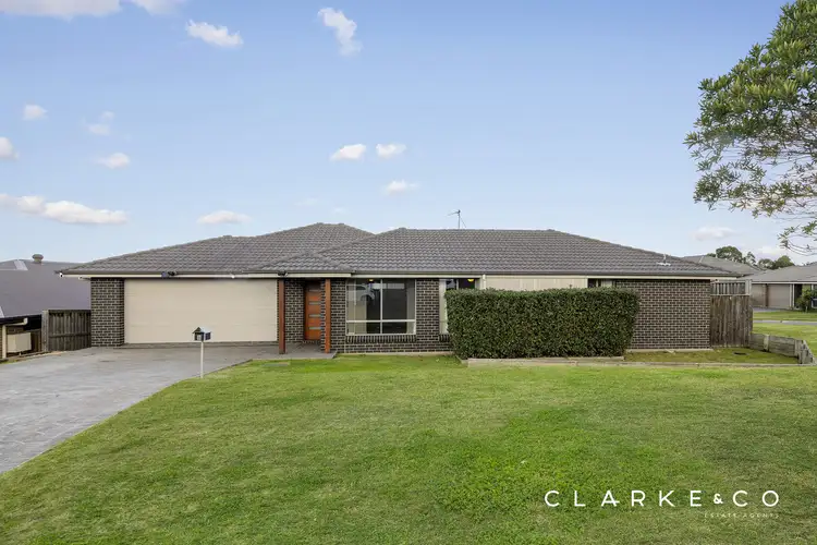 8 Redgum Circuit, Aberglasslyn NSW 2320
