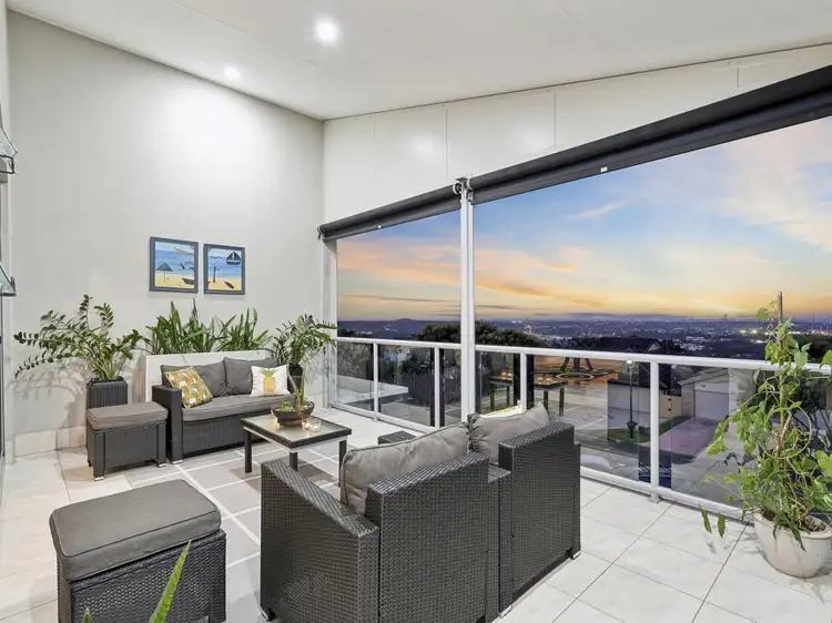 33 Moroccan Street, Highland Park QLD 4211