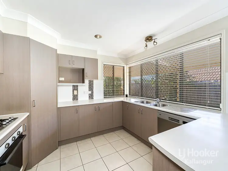 Seventh view of Homely house listing, 4 Northampton Court, Kallangur QLD 4503
